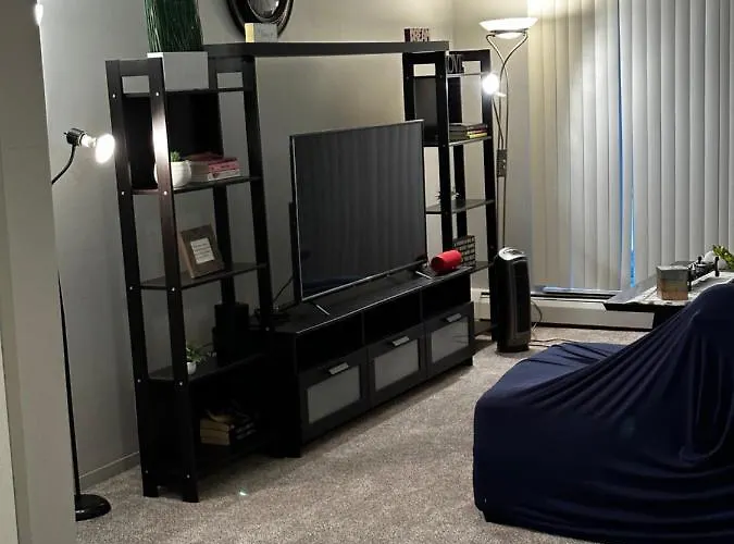 Aparthotel Glamour Homes With Balcony View, Free Champagne, Parking Next To Major Attractions *