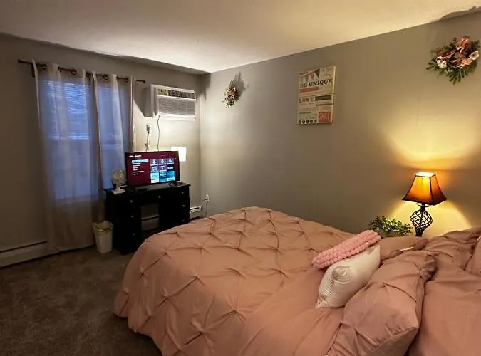 Aparthotel Glamour Homes With Balcony View, Free Champagne, Parking Next To Major Attractions