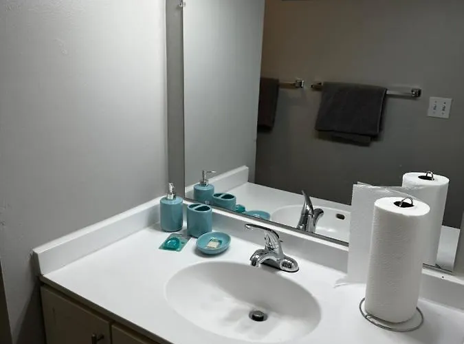 Aparthotel Glamour Homes With Balcony View, Free Champagne, Parking Next To Major Attractions Bloomington