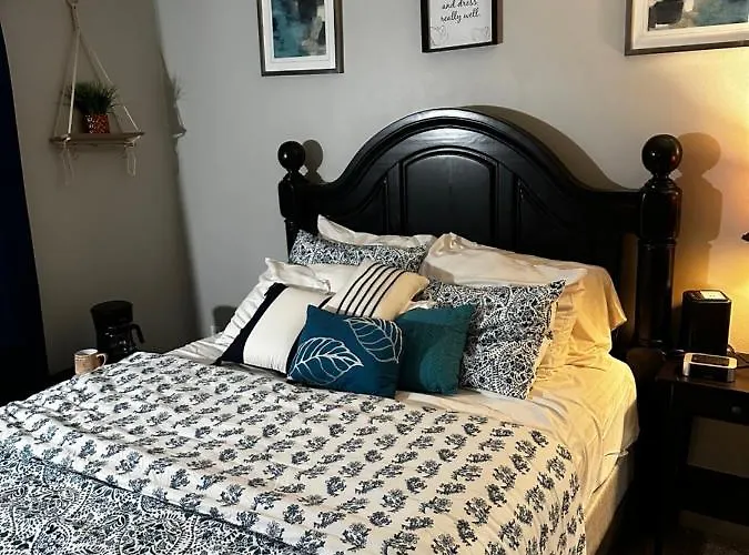 Glamour Homes With Balcony View, Free Champagne, Parking Next To Major Attractions Aparthotel