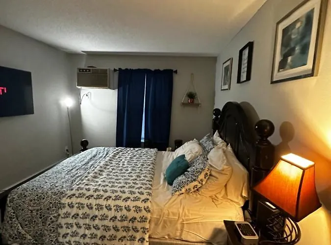 Aparthotel Glamour Homes With Balcony View, Free Champagne, Parking Next To Major Attractions